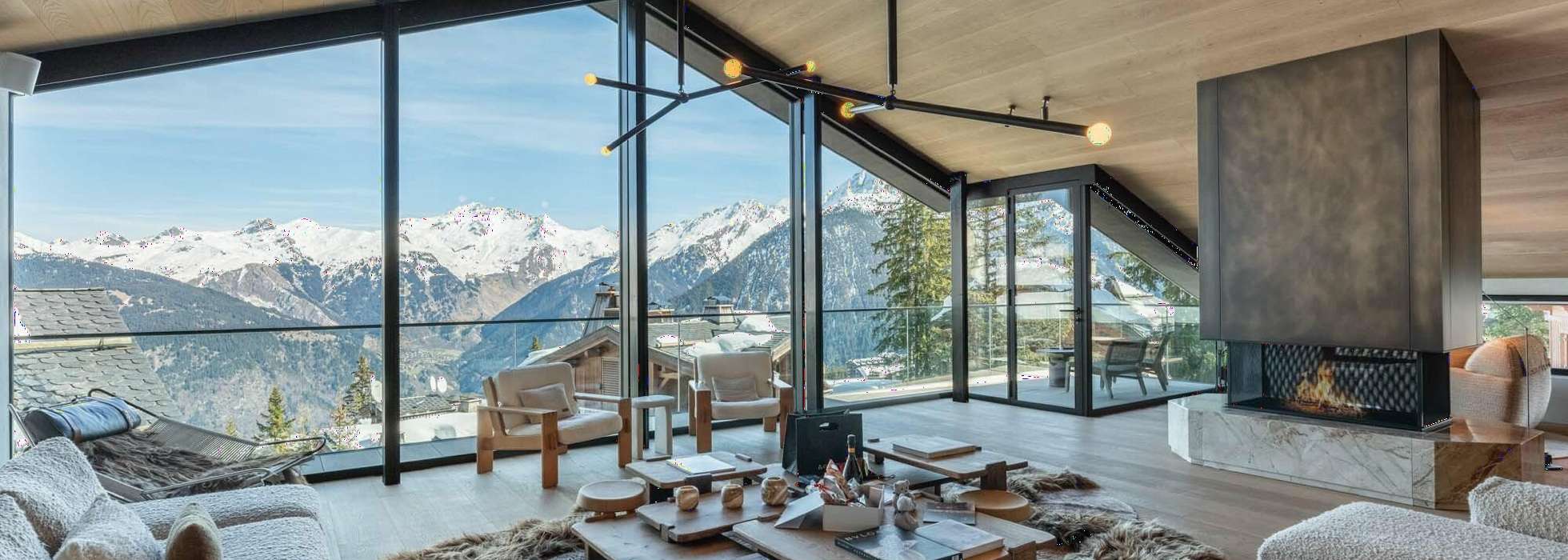 Chalet Black Lodge