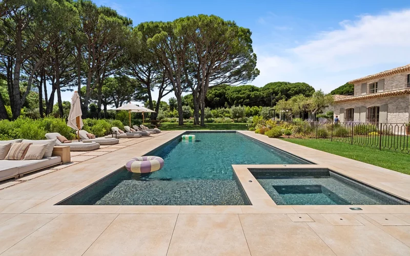 Villa Shesh