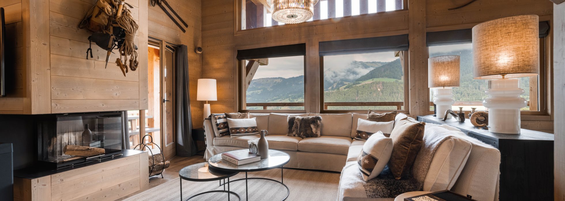 Chalet Grey Swan