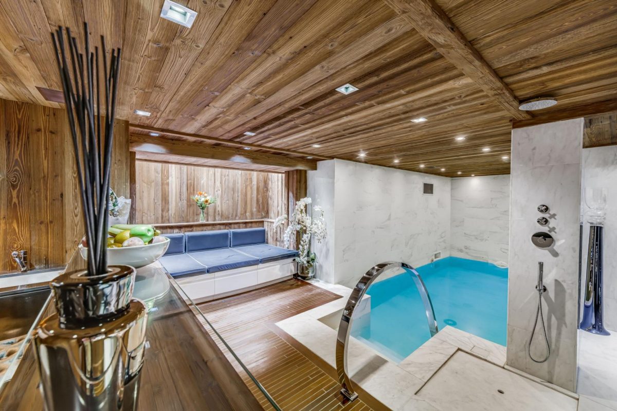 Chalet Carat